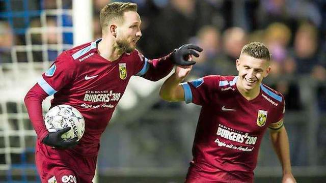 文森特近11战场均10分&三项命中率48／46／80% 真实命中率65.3%.